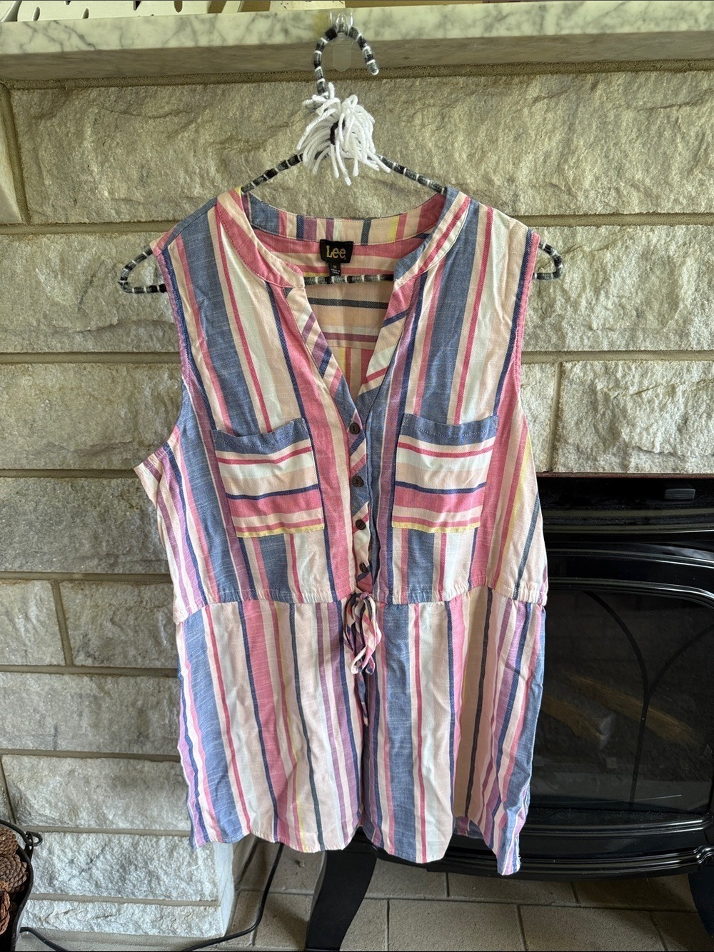*5 for $45* Women's Lee Multicolor Striped Sleeveless Top Medium